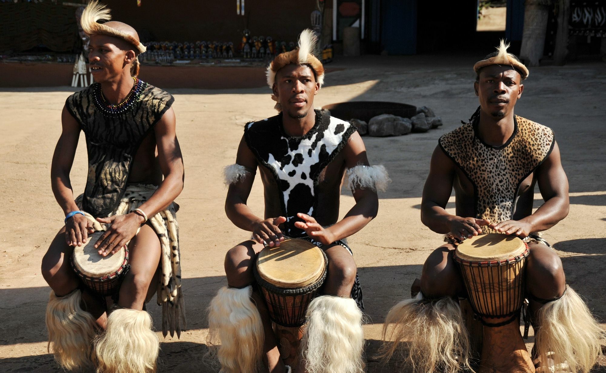 Aha Lesedi African Lodge & Cultural Village Broederstroom Экстерьер фото