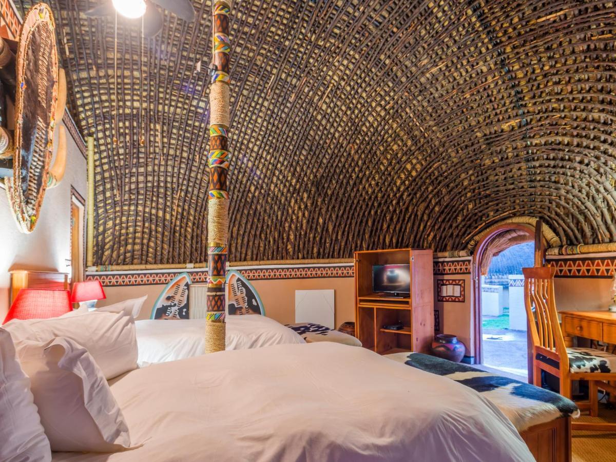 Aha Lesedi African Lodge & Cultural Village Broederstroom Экстерьер фото